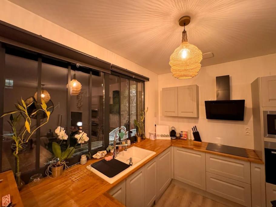 Maison + Parking Prive Au Coeur Angouleme 60M2 المظهر الخارجي الصورة